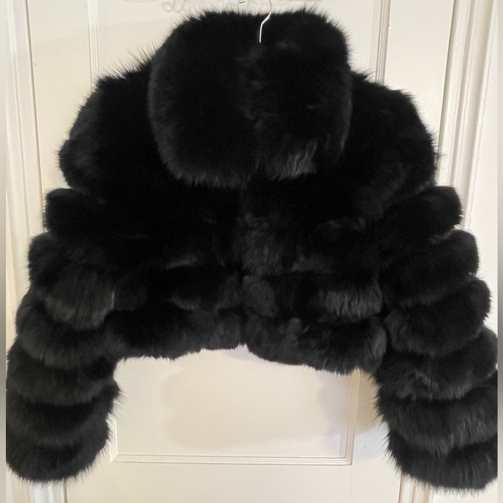 Black real fox fur crop jacket medium nwt